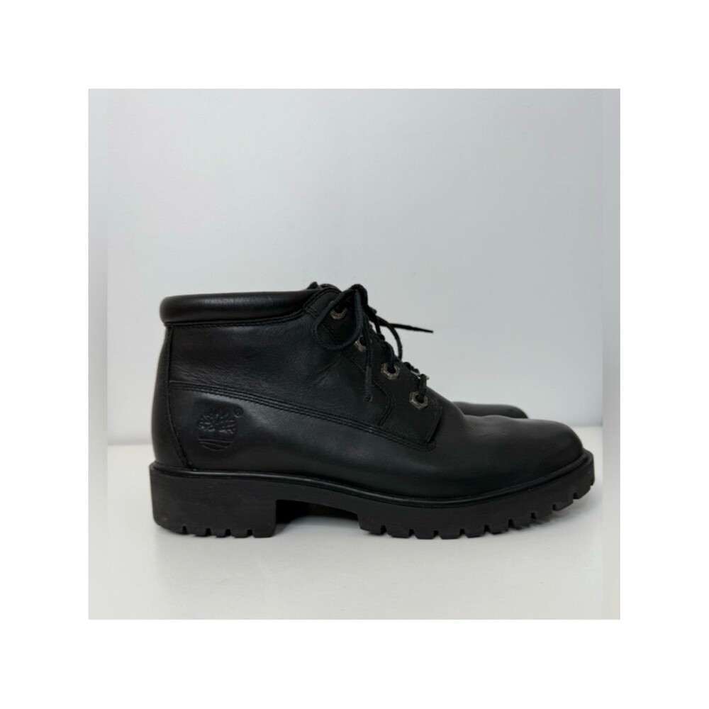 Timberland Nellie Black Leather Chukka Boot Waterproof Lug Sole Women’s Size 8